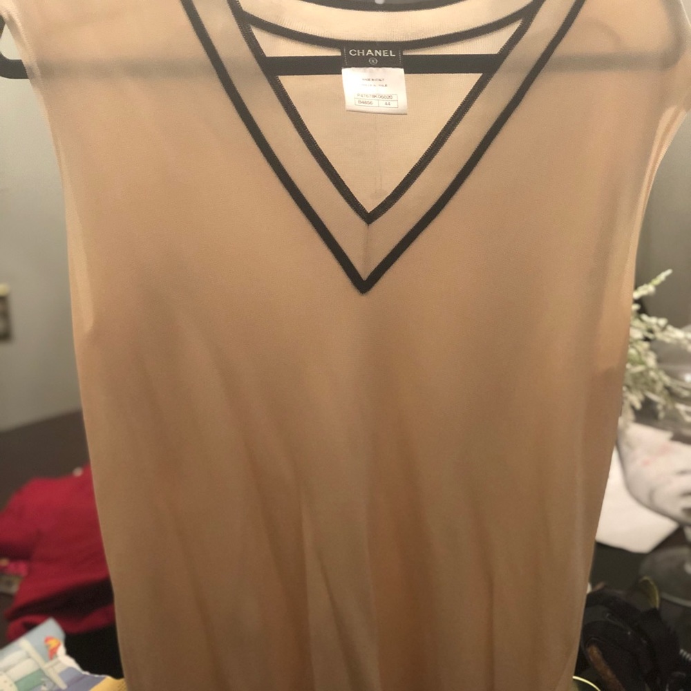 Chanel sleeveless knit top